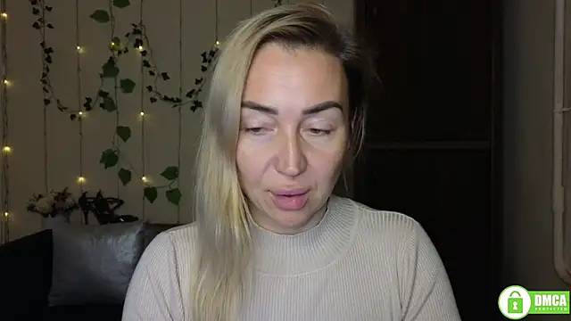 Kiss julli88I online show from 11/10/25, 06:40