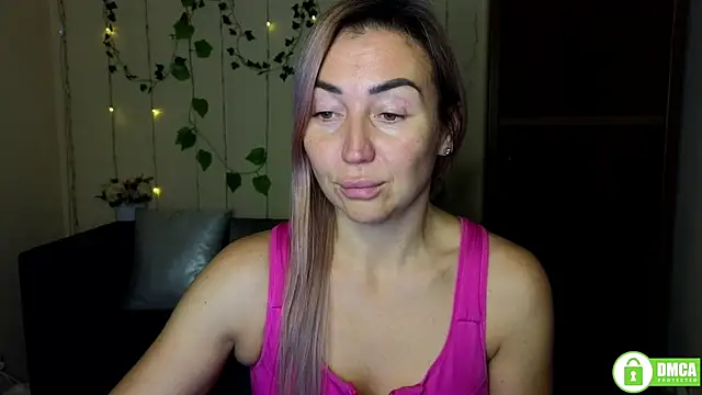 Kiss julli88I online show from 11/17/25, 06:24