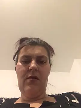 Curvy-Essex-Milf online show from 03/14/25, 08:28