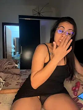 jheicylli online show from 10/24/25, 11:34