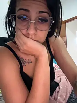 Snapshot of jheicylli chatting on 05/29/26, 12:14 jheicylli online show from 05/29/26, 12:14