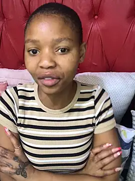 BondiBitch online show from 10/06/25, 07:00