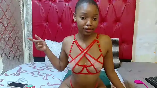 BondiBitch online show from 12/16/25, 11:10