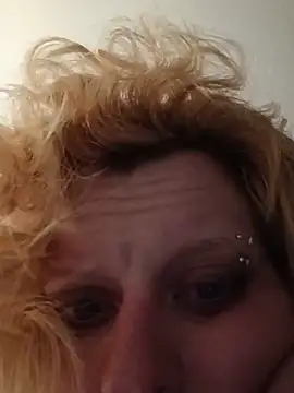 KITTYBOOBOOFUXX online show from 04/22/26, 10:06
