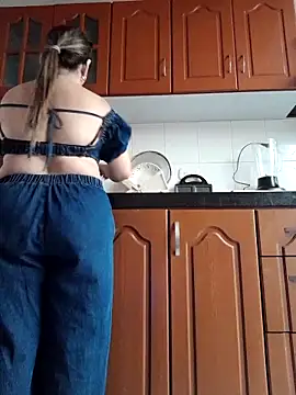 Luna-nevada online show from 09/23/25, 06:33