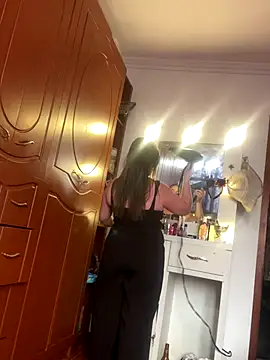 Luna-nevada online show from 01/05/26, 05:38