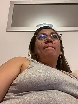 Luna-nevada online show from 03/08/26, 02:04