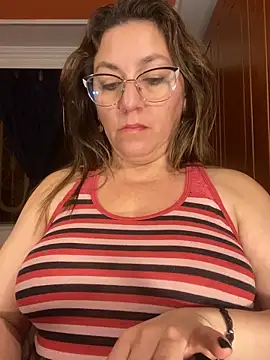 Luna-nevada online show from 04/15/26, 05:14