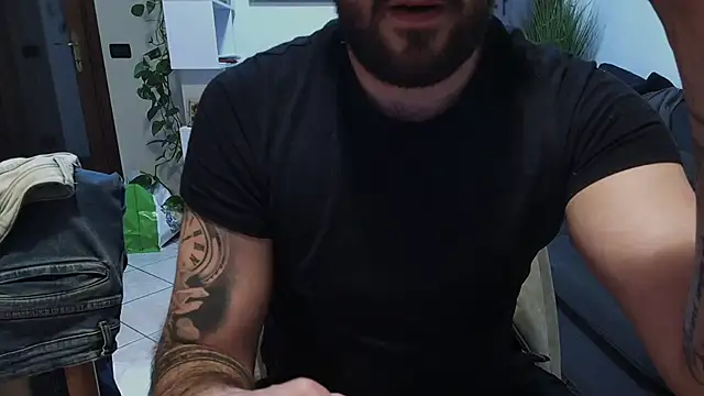 maialinofriuli online show from 11/26/25, 10:55