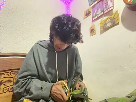 kirito kun online show from 03/29/26, 10:43