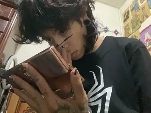 kirito kun online show from 04/10/26, 07:02