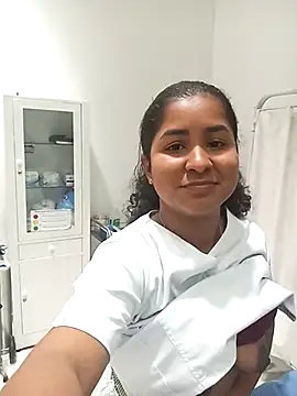 Snapshot of Paula6Colombia chatting on 03/08/25, 12:44 Paula6Colombia online show from 03/08/25, 12:44