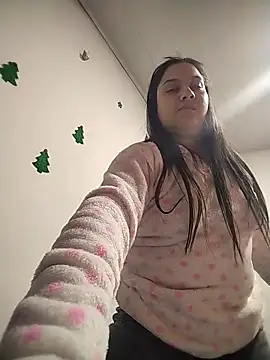 esmeralda jadees online show from 11/25/25, 08:09