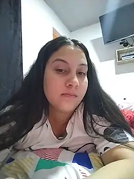 Snapshot of esmeralda_jadees chatting on 05/14/26, 01:29 esmeralda jadees online show from 05/14/26, 01:29