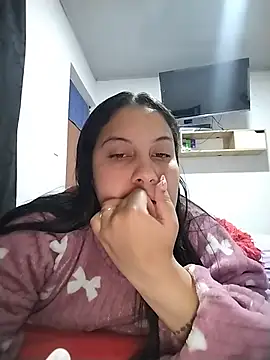 esmeralda jadees online show from 07/14/26, 02:45