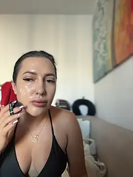 AleksandraRich online show from 12/17/25, 01:11