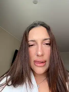 AleksandraRich online show from 04/20/26, 02:03