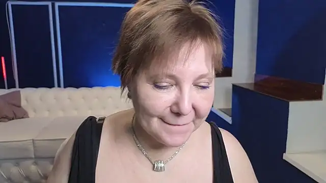 Kira Kenet online show from 03/10/25, 11:49