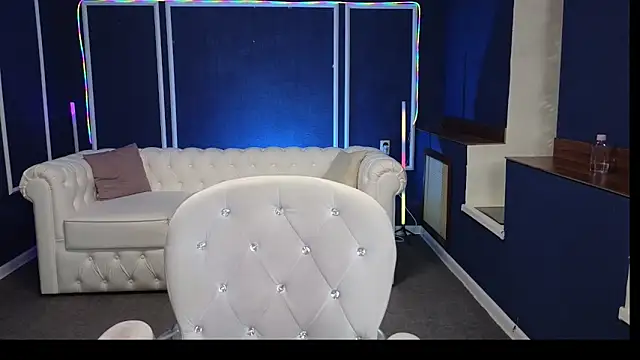 Kira Kenet online show from 03/17/25, 08:51