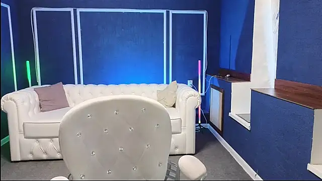 Kira Kenet online show from 03/19/25, 07:51