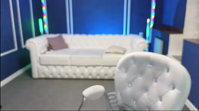 Kira Kenet online show from 03/22/25, 03:20