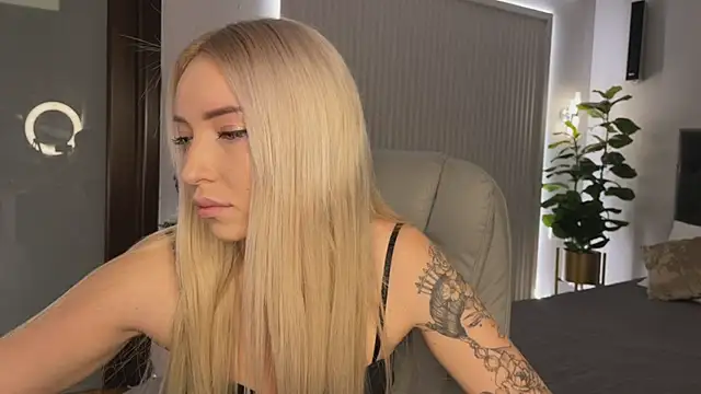 OhMyEmma online show from 01/14/26, 01:22