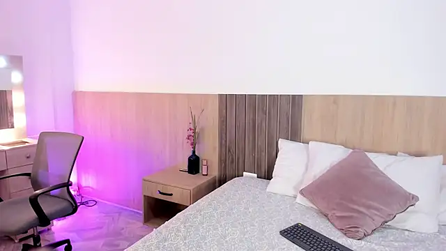  SamantaGomez online show from 09/10/25, 07:36