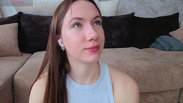 Snapshot of Kira_mindnes chatting on 04/24/26, 06:16 Kira mindnes online show from 04/24/26, 06:16