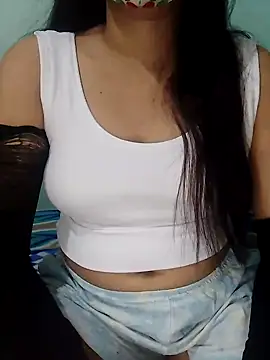 Snapshot of Saanvi_kannadagirl chatting on 10/04/25, 10:24 Saanvi kannadagirl online show from 10/04/25, 10:24