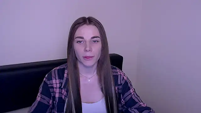 Snapshot of MiaDari_ chatting on 03/19/25, 02:35 MiaDari online show from 03/19/25, 02:35