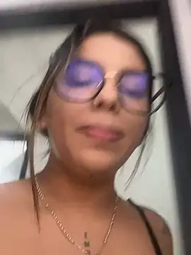 Snapshot of Ashley_dolll chatting on 06/20/26, 10:34 Ashley dolll online show from 06/20/26, 10:34