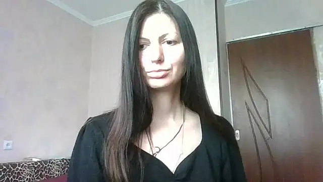 AliseWats online show from 03/11/25, 12:50