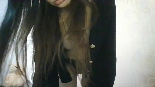 AliseWats online show from 12/17/25, 04:46