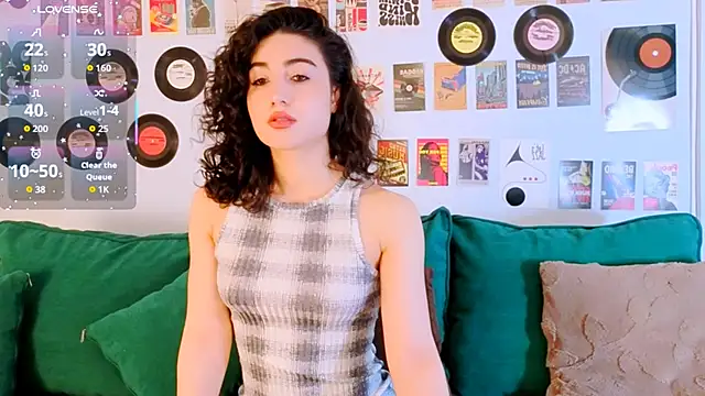 Maya Rogerss online show from 05/19/26, 02:45