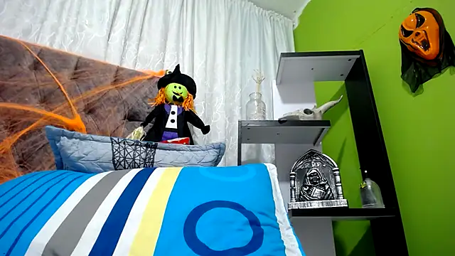 ANA-BULLOCK- online show from 10/30/25, 12:17