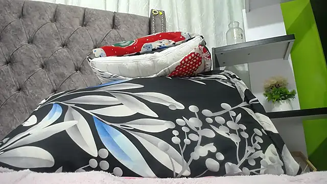 ANA-BULLOCK- online show from 12/21/25, 12:12