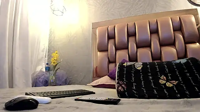 ANA-BULLOCK- online show from 01/14/26, 12:11