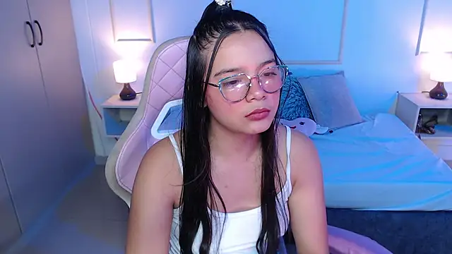 lilly 1948 online show from 03/15/25, 10:11