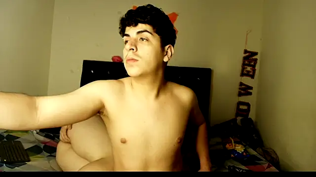 Kymberlyandlucas2 online show from 10/23/25, 04:23