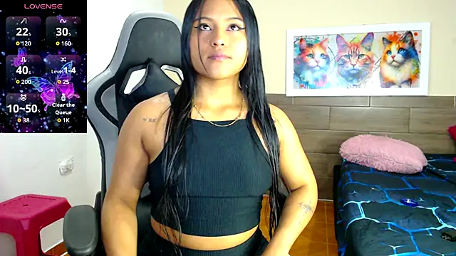 Snapshot of bella_warzon chatting on 06/09/26, 02:45 bella warzon online show from 06/09/26, 02:45