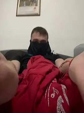 Snapshot of milan8886 chatting on 03/16/25, 05:28 milan8886 online show from 03/16/25, 05:28