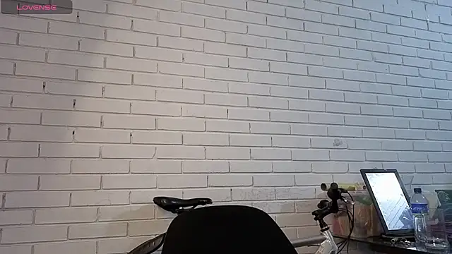 freyaa sorcerees online show from 10/16/25, 01:50