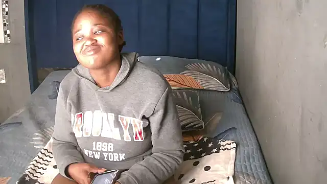 SexyShybarbie online show from 12/15/25, 04:50