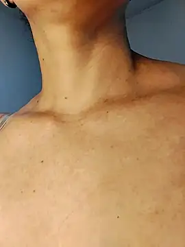 hotsexass online show from 04/18/26, 12:09