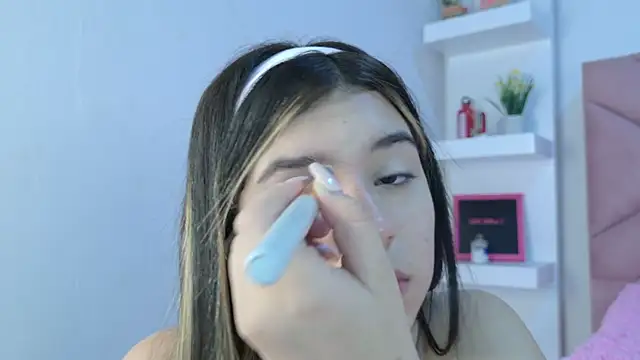 eva sin18 online show from 09/18/25, 11:18