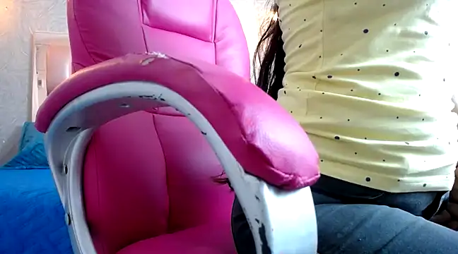 Snapshot of margott_22_ chatting on 03/18/25, 06:26 margott 22 online show from 03/18/25, 06:26