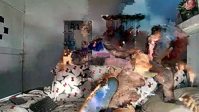 Snapshot of Milu_curly chatting on 01/19/26, 03:27 Milu curly online show from 01/19/26, 03:27