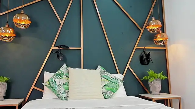 Lia Valmont online show from 03/20/26, 03:28