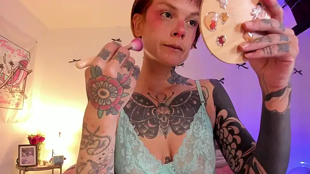 Alessamoth online show from 04/12/26, 07:08