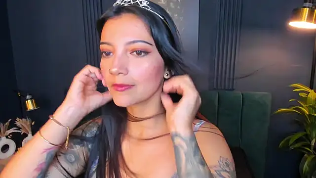 roxy hell online show from 03/10/25, 07:07